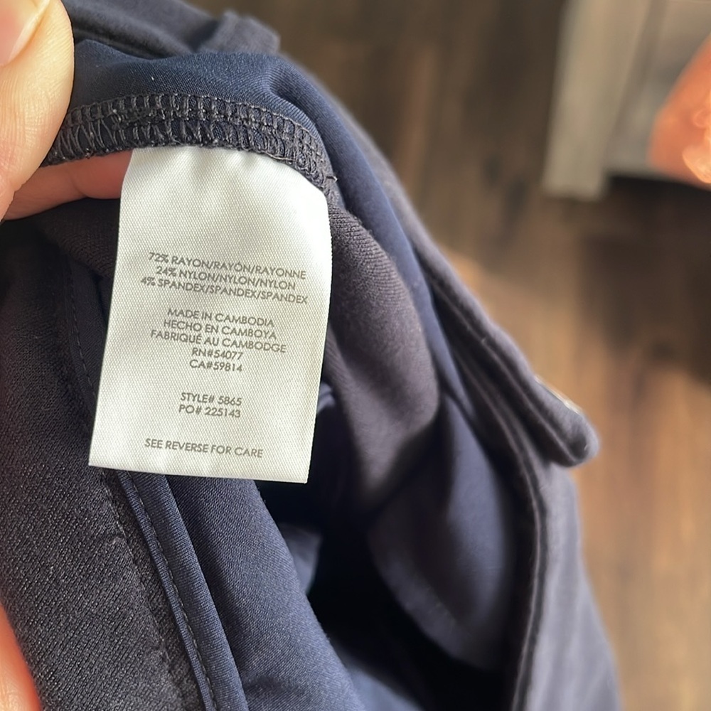 Cabi Pencil Navy Trouser Pants Size 2 - Picture 10 of 10